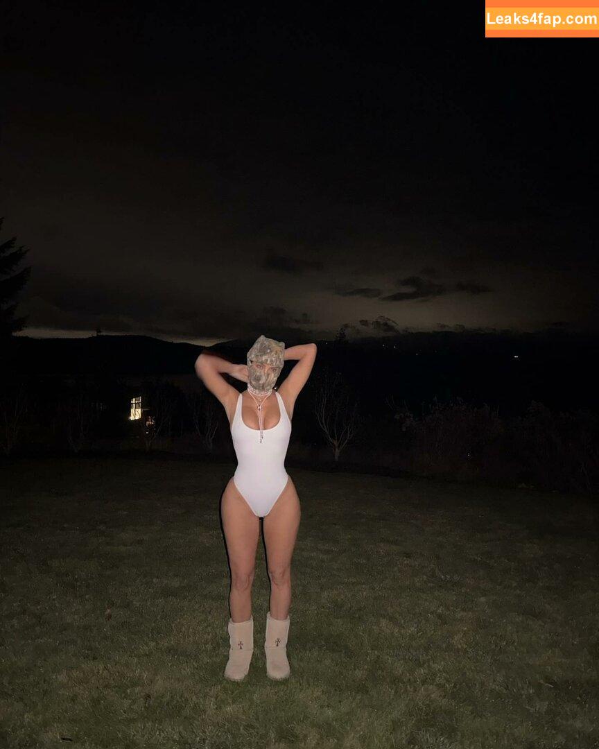 Kim Kardashian / KimKardashian leaked photo photo #3968