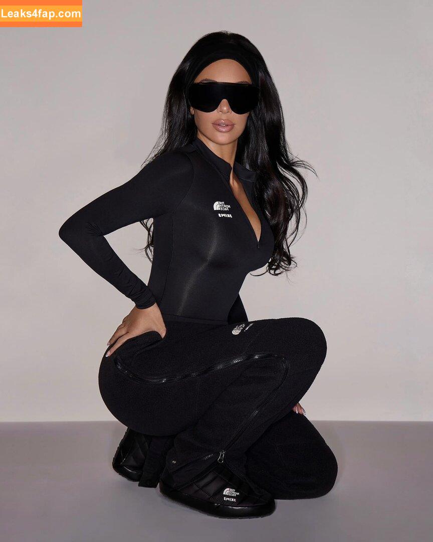 Kim Kardashian / KimKardashian leaked photo photo #3971