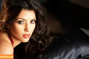 Kim Kardashian photo #3042