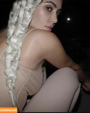 Kim Kardashian photo #3086