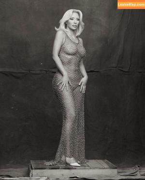 Kim Kardashian photo #3096