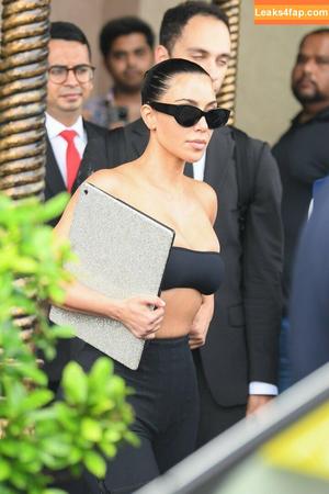Kim Kardashian photo #3119