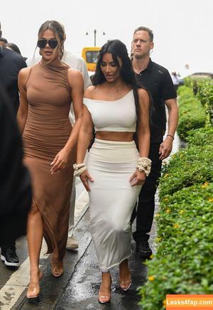 Kim Kardashian photo #3124