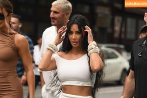 Kim Kardashian photo #3131