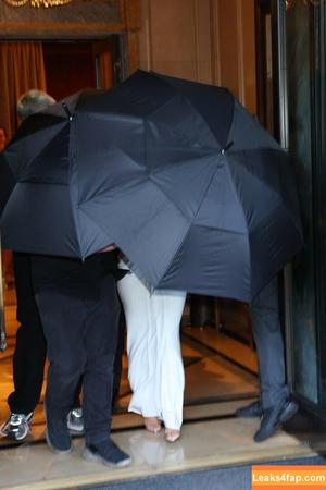 Kim Kardashian photo #3260