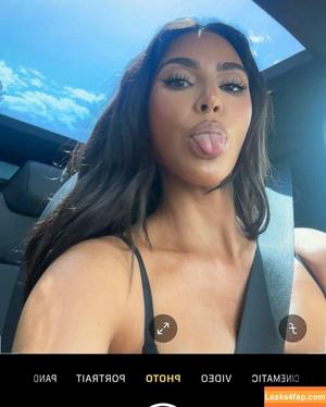 Kim Kardashian photo #3337