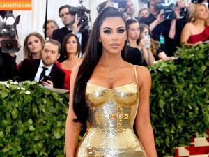 Kim Kardashian photo #3424