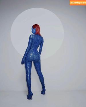 Kim Kardashian photo #3448