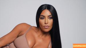 Kim Kardashian photo #3491