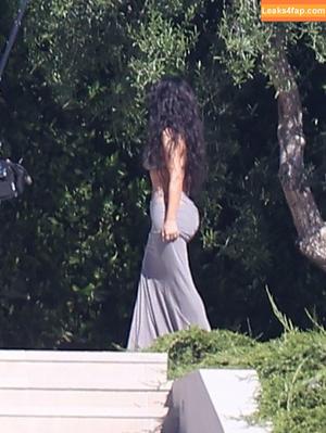 Kim Kardashian photo #3592