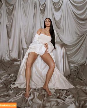 Kim Kardashian photo #3613
