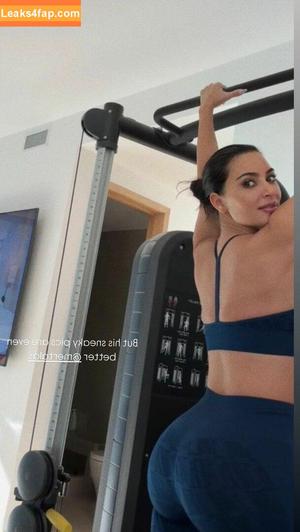 Kim Kardashian photo #3625