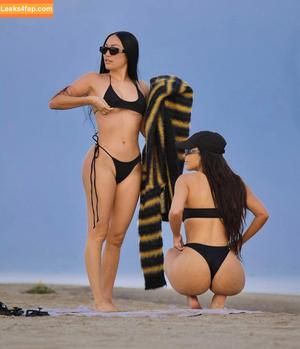 Kim Kardashian photo #3739