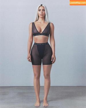 Kim Kardashian фото #3778