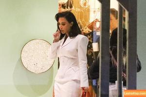 Kim Kardashian photo #3876