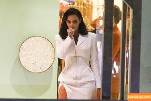 Kim Kardashian photo #3880