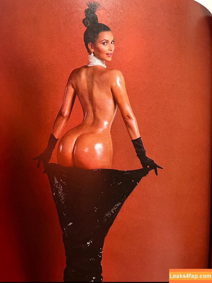 Kim Kardashian / KimKardashian / kimkadarshian leaked photo photo #4127