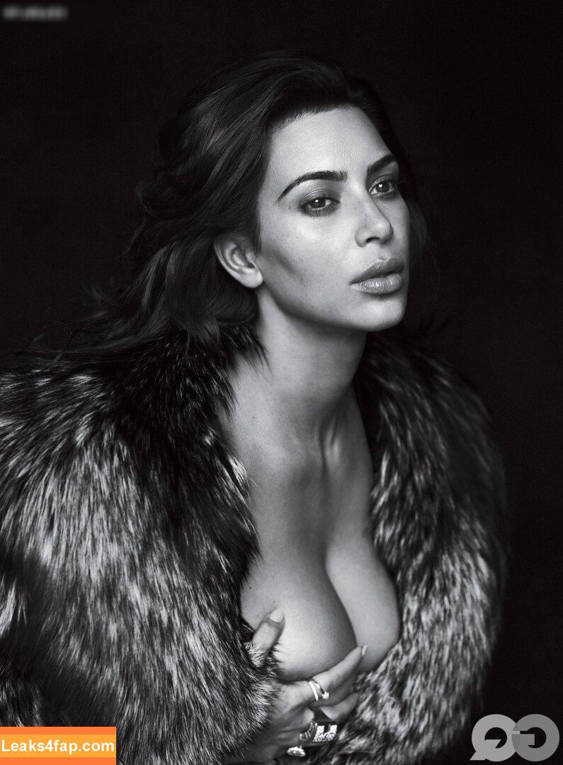 Kim Kardashian / KimKardashian / kimkadarshian leaked photo photo #4174