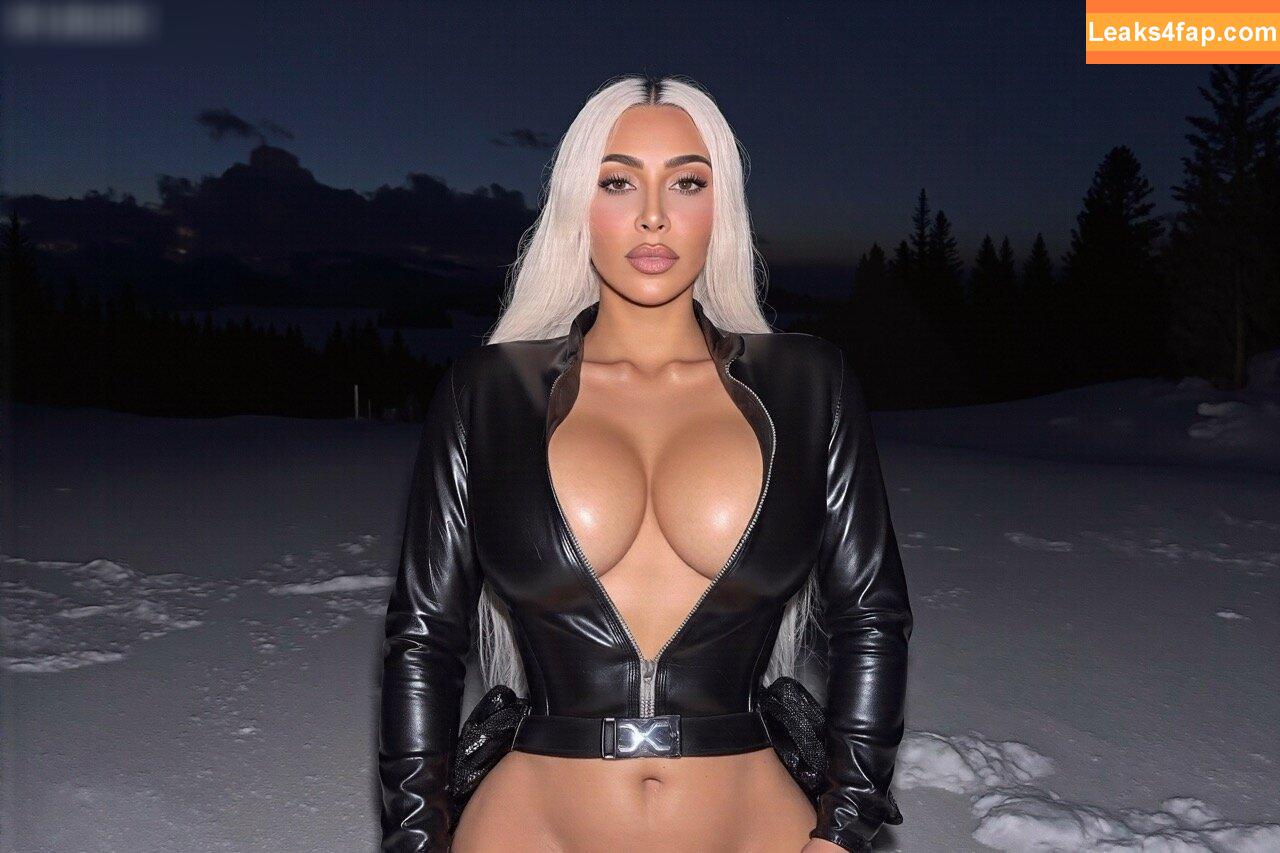 Kim Kardashian / KimKardashian / kim_kardashian leaked photo photo #4222