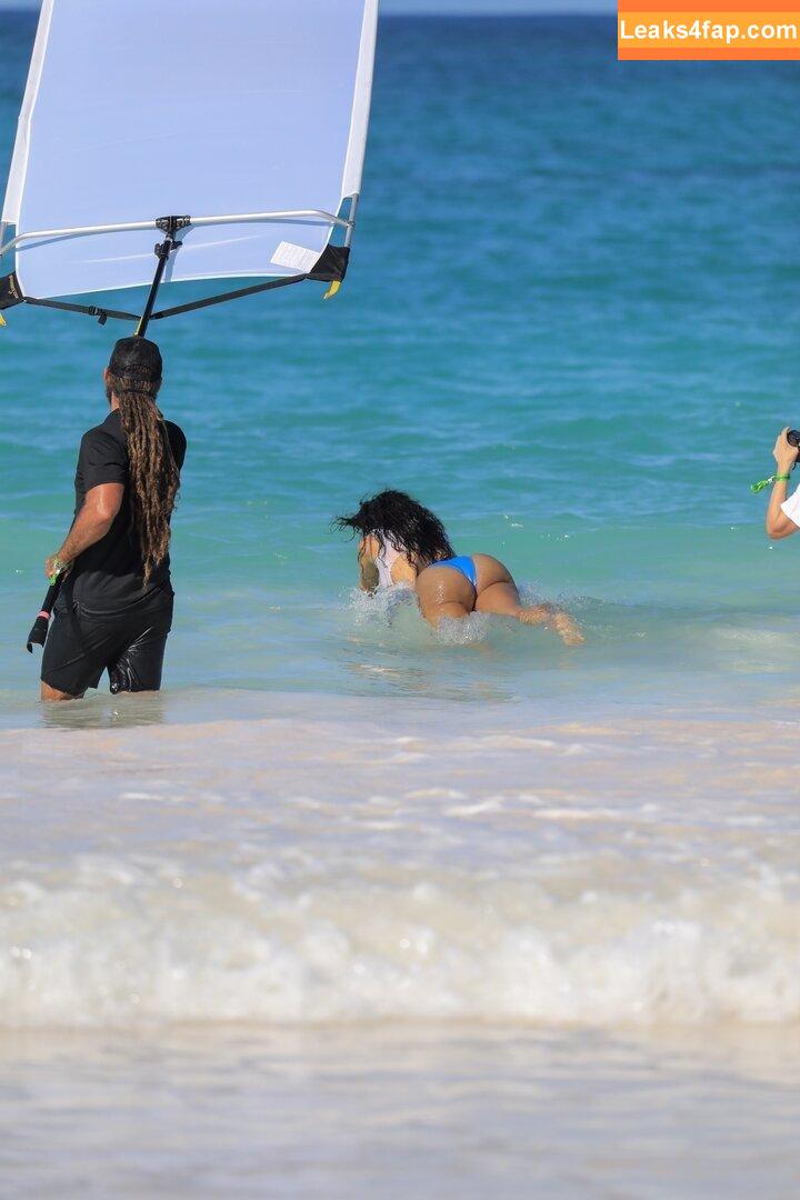 Kim Kardashian / KimKardashian / kimkadarshian leaked photo photo #4364