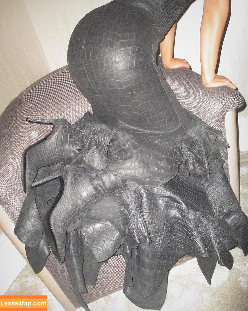 Kim Kardashian / KimKardashian / kimkadarshian leaked photo photo #4460