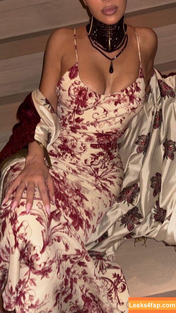 Kim Kardashian / KimKardashian / kimkadarshian leaked photo photo #4616