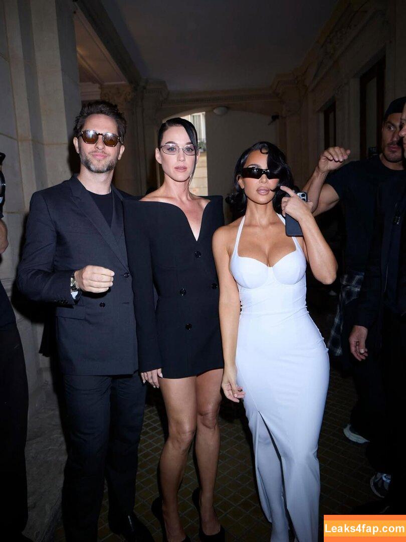 Kim Kardashian / KimKardashian / kimkadarshian слитое фото фото #4757