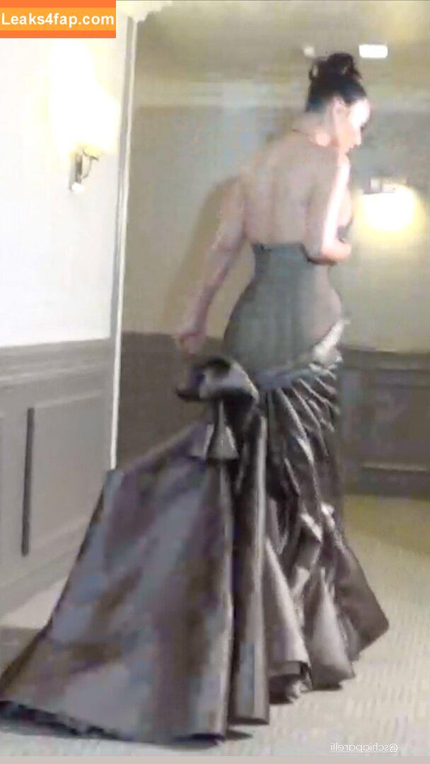 Kim Kardashian / KimKardashian / kimkadarshian leaked photo photo #4841