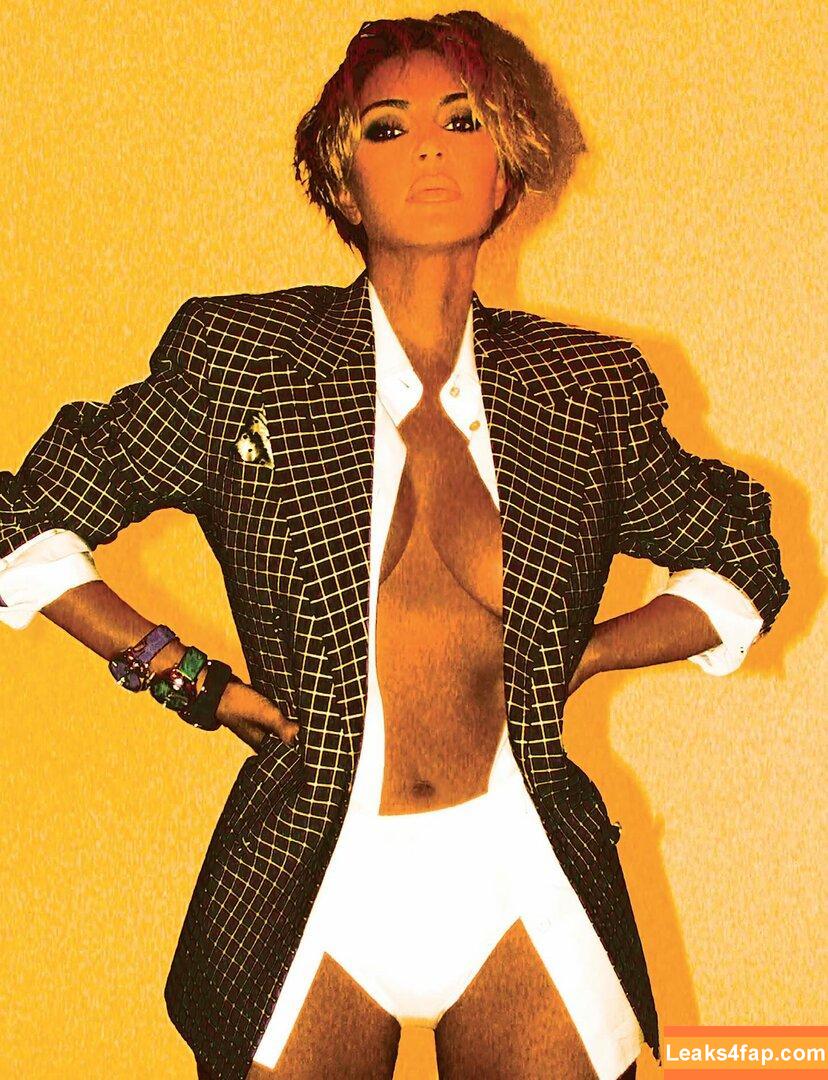 Kim Kardashian / KimKardashian / kimkadarshian leaked photo photo #4917