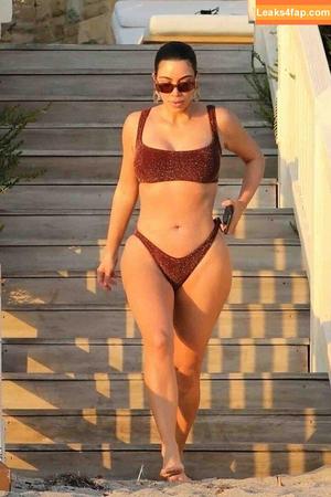 Kim Kardashian photo #4122