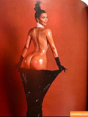 Kim Kardashian photo #4127