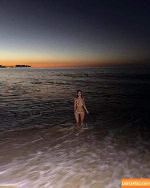 Kim Kardashian photo #4197