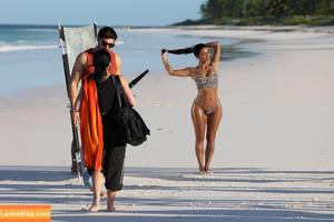 Kim Kardashian photo #4350
