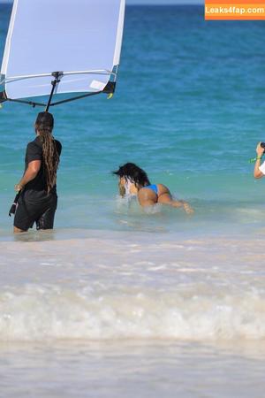 Kim Kardashian photo #4364