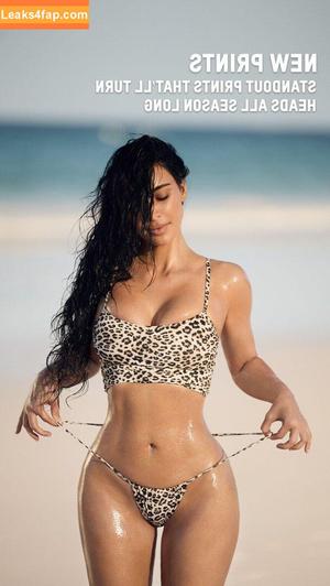 Kim Kardashian фото #4444