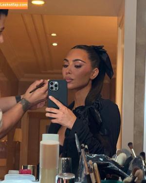 Kim Kardashian photo #4513