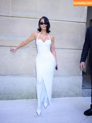 Kim Kardashian фото #4761