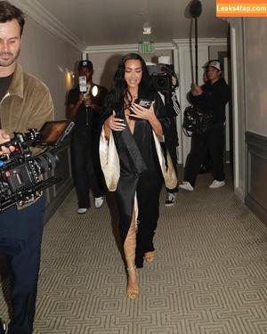 Kim Kardashian photo #4894
