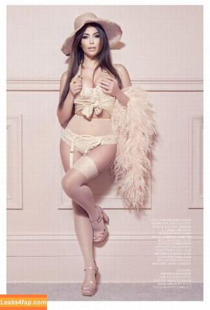 Kim Kardashian photo #4967