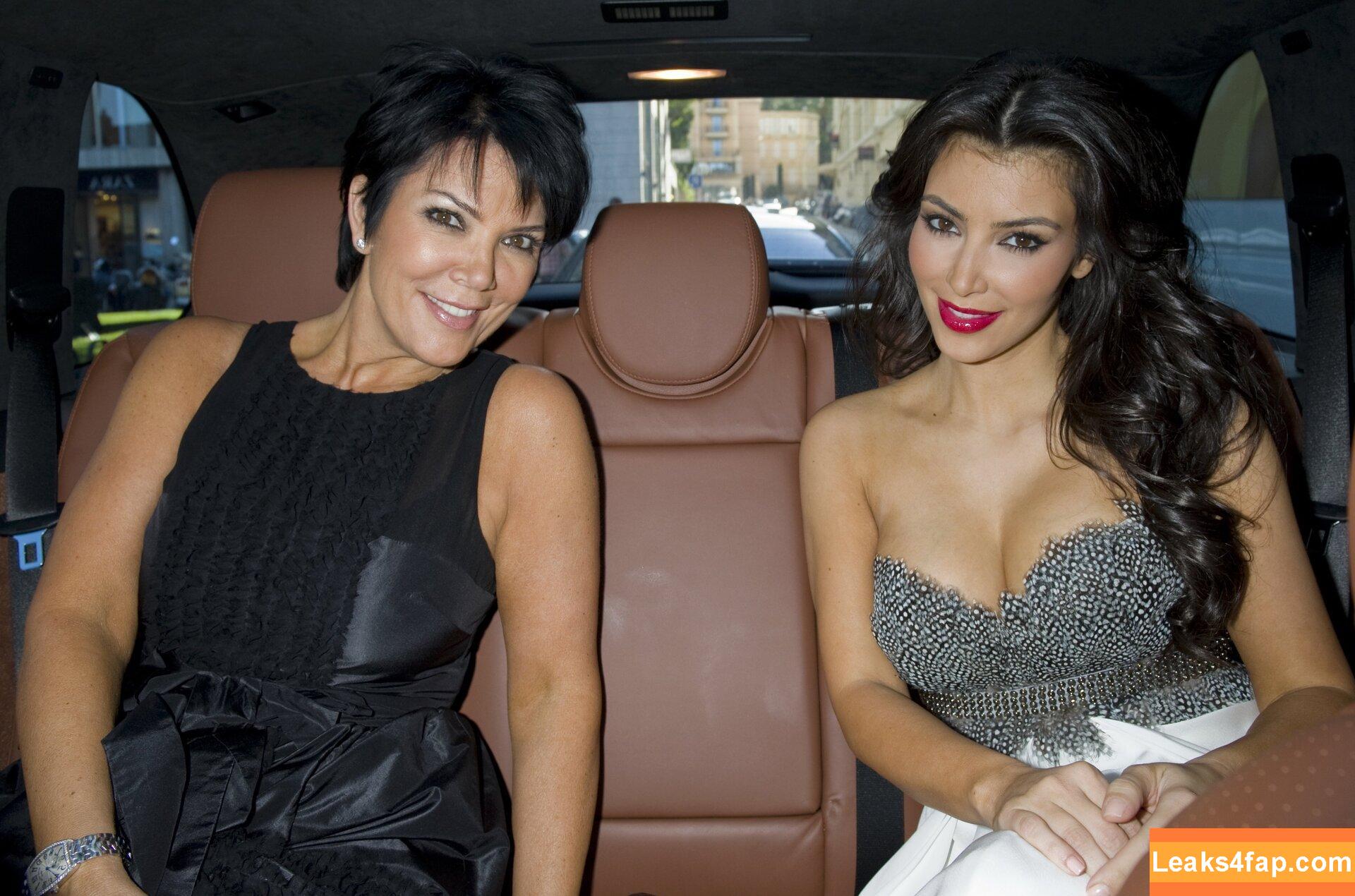 Kim Kardashian / KimKardashian leaked photo photo #5021