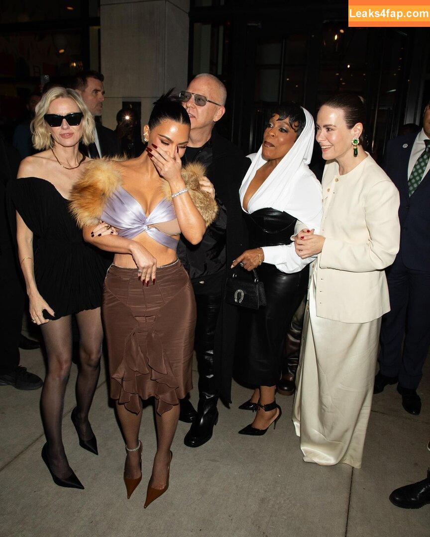 Kim Kardashian / KimKardashian leaked photo photo #5028