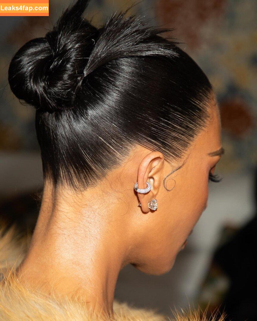 Kim Kardashian / KimKardashian leaked photo photo #5029