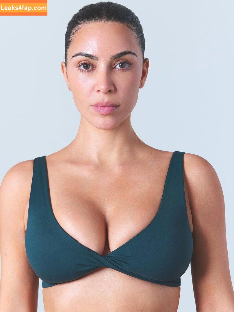 Kim Kardashian / KimKardashian / kimkadarshian слитое фото фото #5076