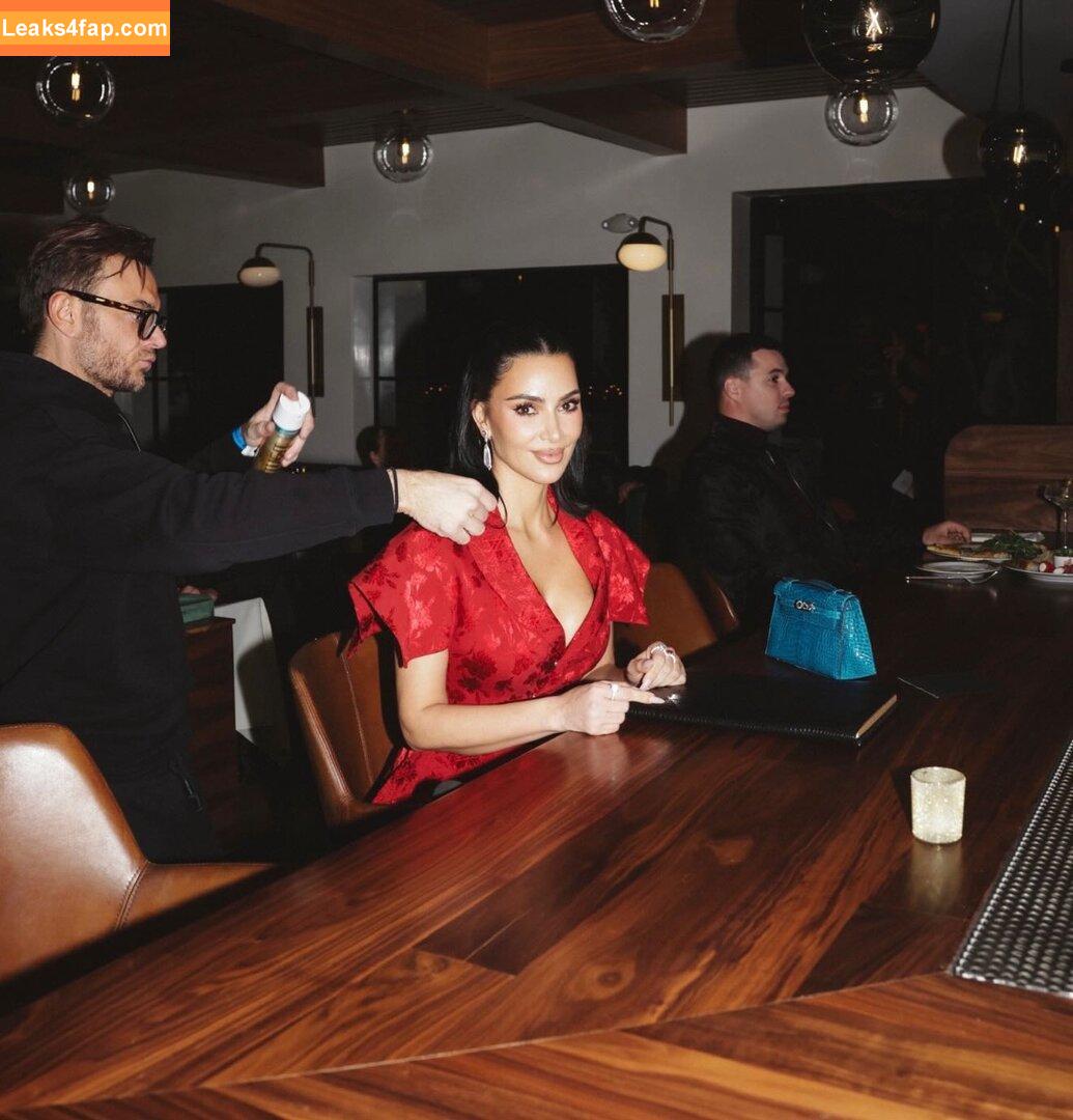 Kim Kardashian / KimKardashian leaked photo photo #5187