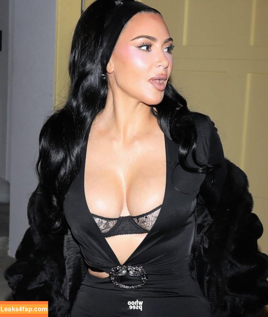 Kim Kardashian / KimKardashian leaked photo photo #5217