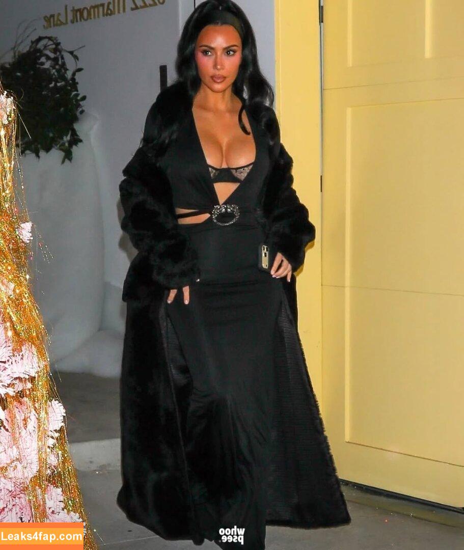 Kim Kardashian / KimKardashian leaked photo photo #5222