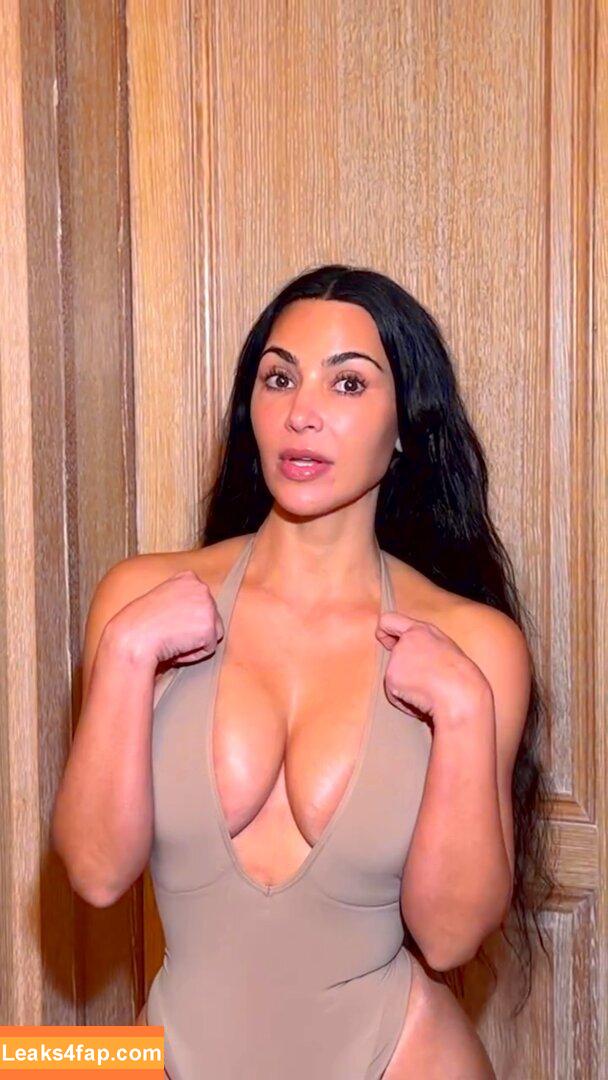 Kim Kardashian / KimKardashian leaked photo photo #5273