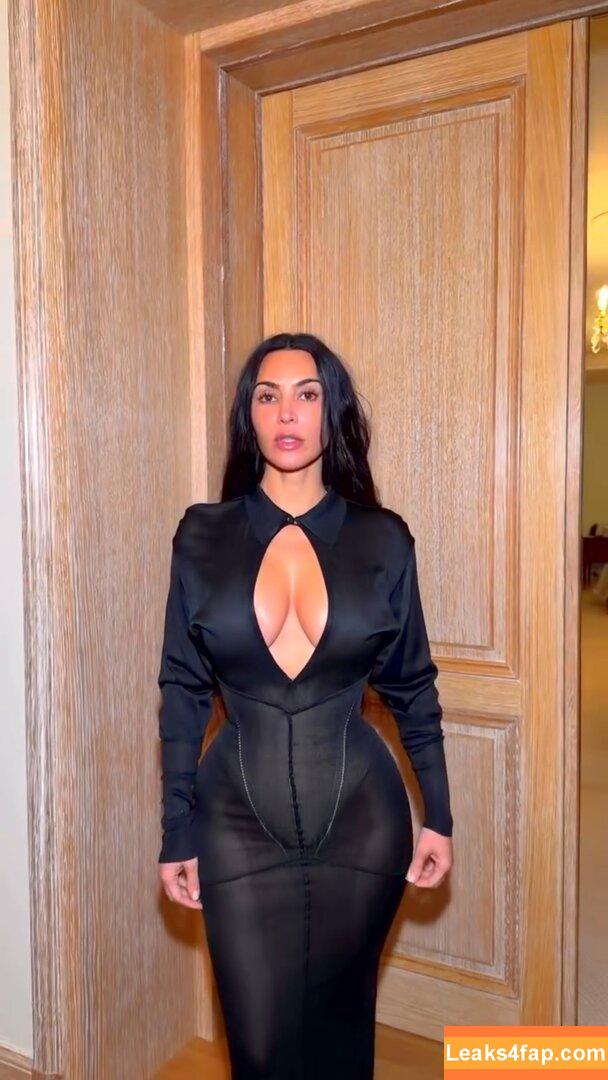 Kim Kardashian / KimKardashian leaked photo photo #5276