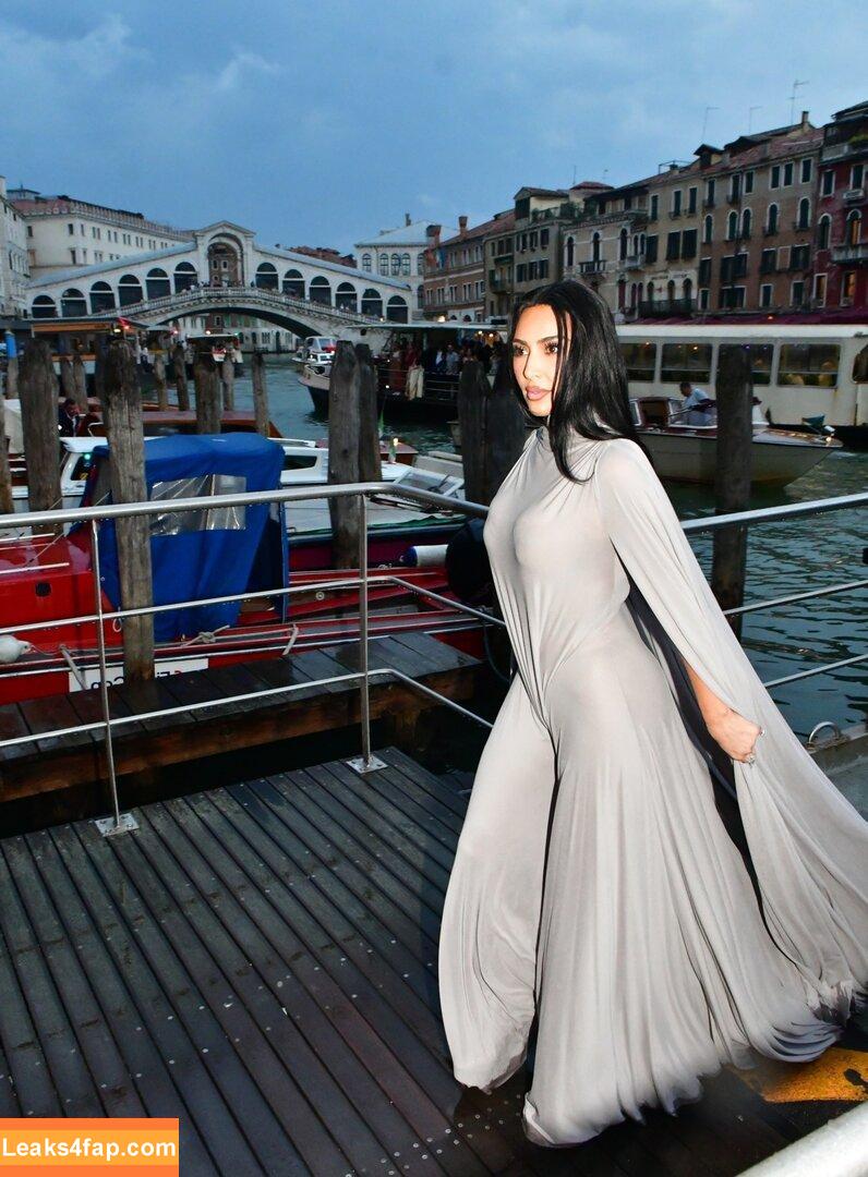 Kim Kardashian / KimKardashian leaked photo photo #5388