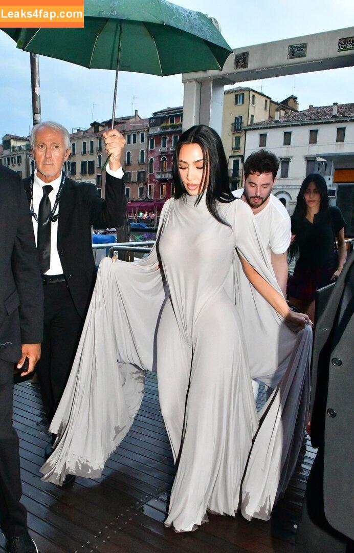 Kim Kardashian / KimKardashian leaked photo photo #5389